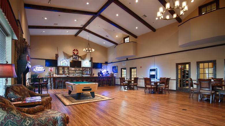 Hotel Best Western Plus Emory At Lake Fork Inn & Suites