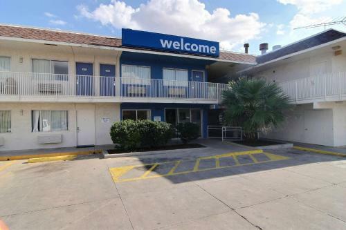 Motel 6 Odessa