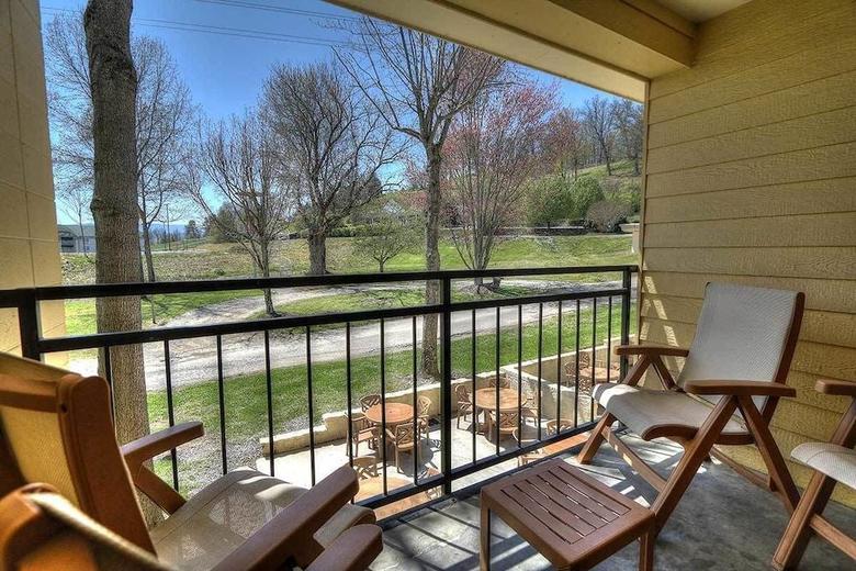 Hotel Oak Tree Lodge