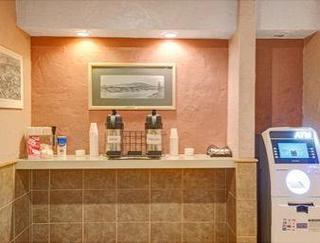 Hotel Knights Inn Wheeling