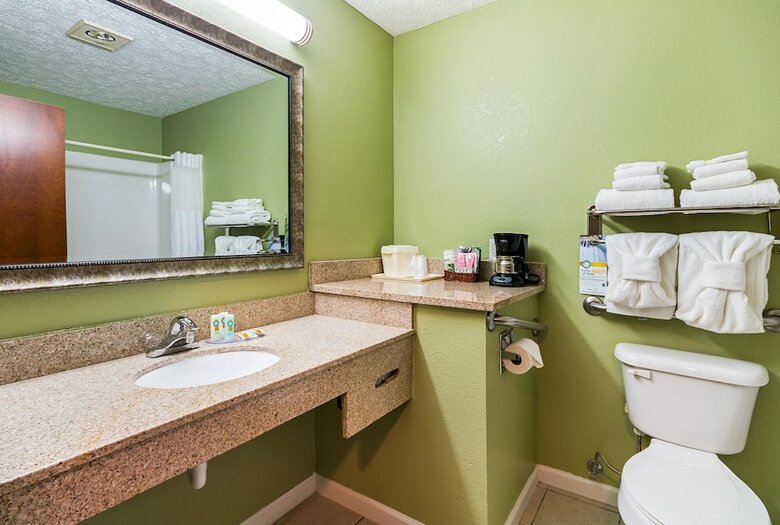 Motel Quality Inn Weston