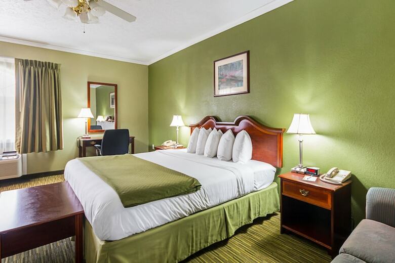 Motel Quality Inn Weston