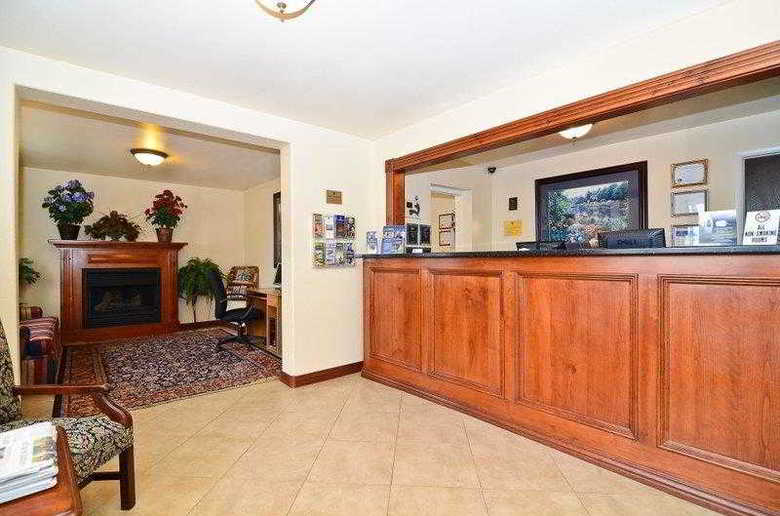Hotel Best Western Carriage House Inn