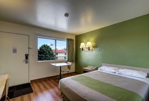 Motel 6 Salt Lake City South - Midvale