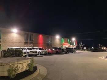 Hotel Econo Lodge North