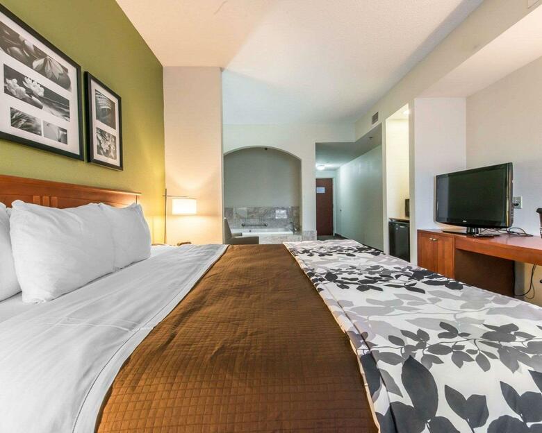 Hotel Sleep Inn & Suites