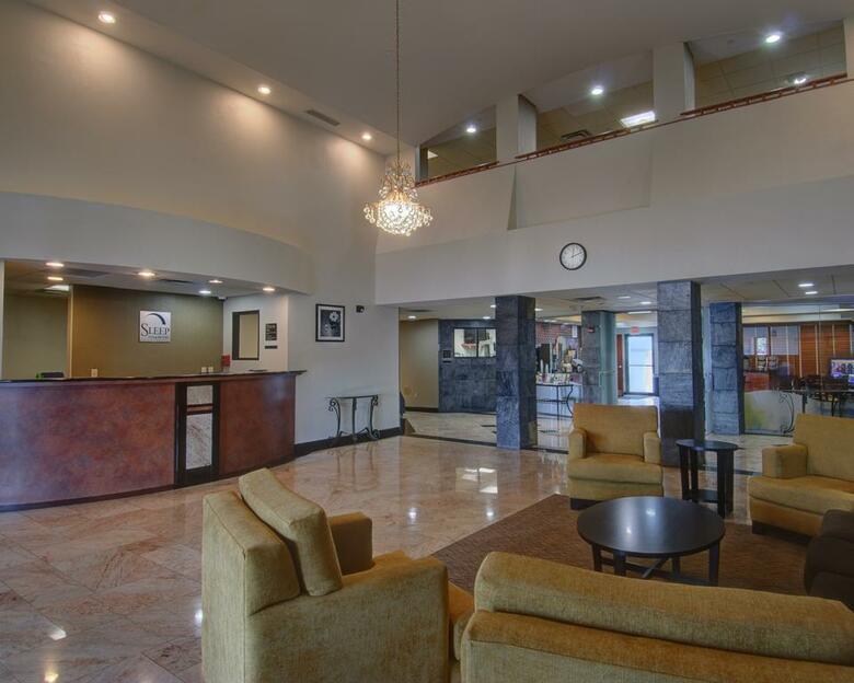 Hotel Sleep Inn & Suites