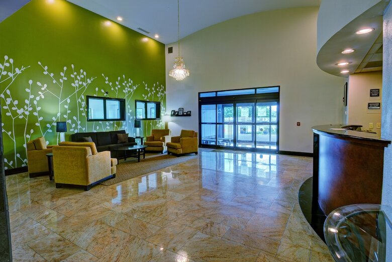 Hotel Sleep Inn & Suites