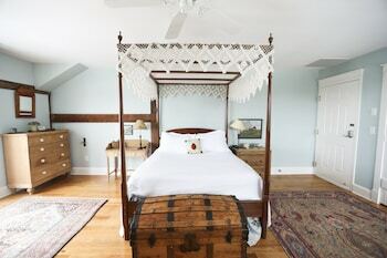 Bed & Breakfast Inn At Old Virginia