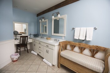 Bed & Breakfast Inn At Old Virginia