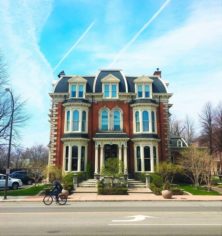 Hotel The Mansion On Delaware Ave