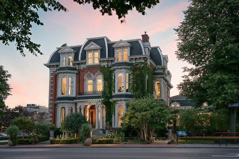 Hotel The Mansion On Delaware Ave