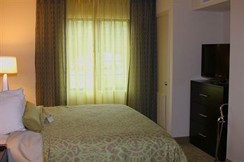 Aparthotel Staybridge Suites Liverpool Syra