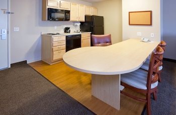 Hotel Candlewood Suites Milwaukee Brown Deer