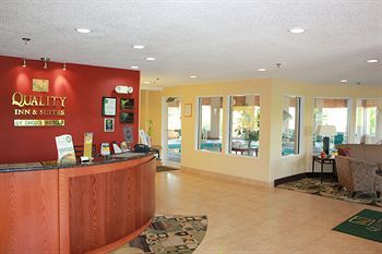 Hotel Quality Inn & Suites