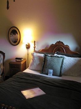 Bed & Breakfast The Hale House Inn