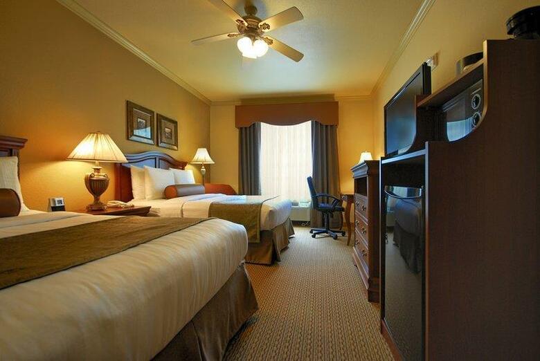 Hotel Best Western Plus Crown Colony Inn & Suites