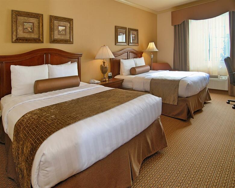 Hotel Best Western Plus Crown Colony Inn & Suites