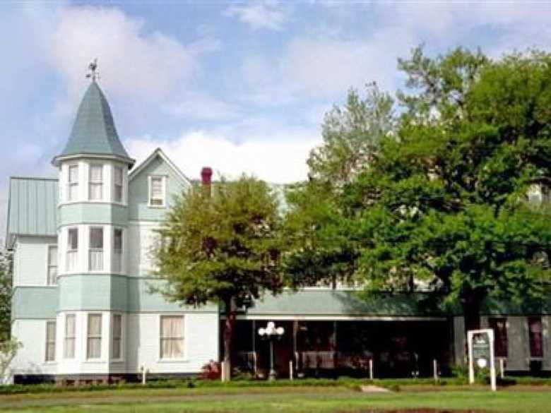 Bed & Breakfast Woodbine Hotel And Restaurant