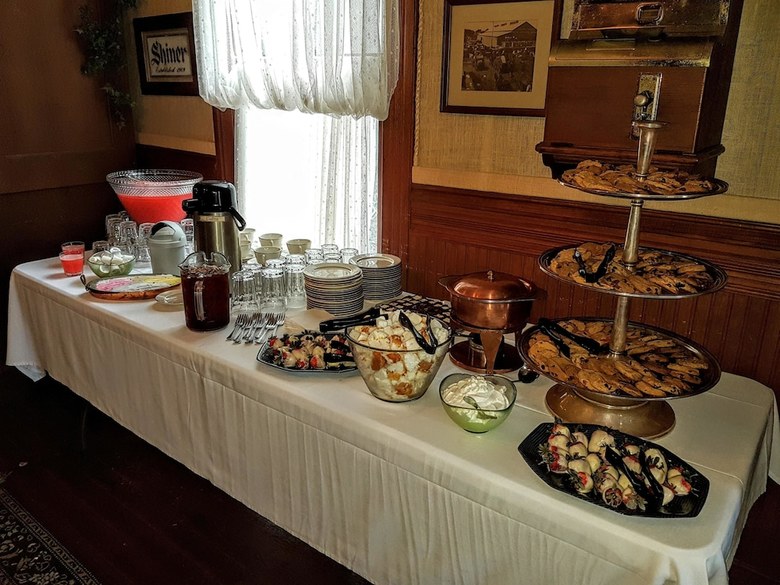 Bed & Breakfast Woodbine Hotel And Restaurant