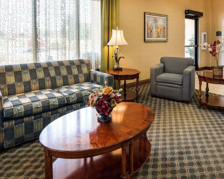 Hotel Comfort Suites Nacogdoches