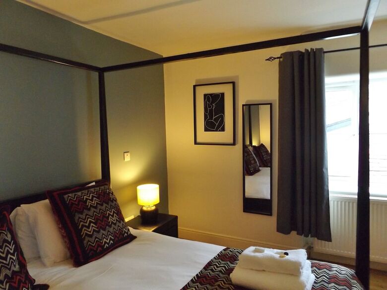 Hostal The Red Lion