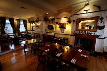 Hostal The Waterford Arms
