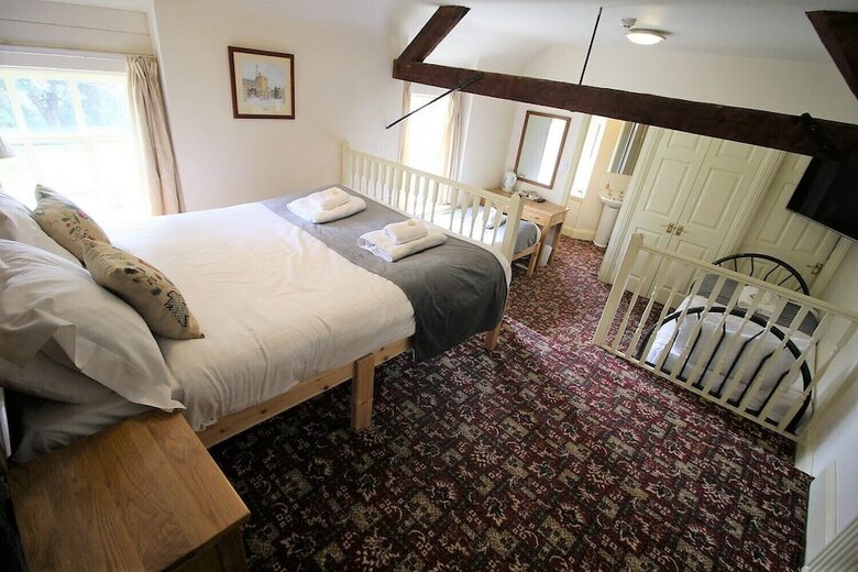 Hostal The Kings Arms