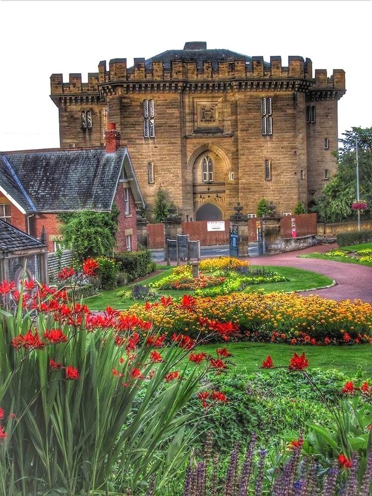 Castle View Bed And Breakfast