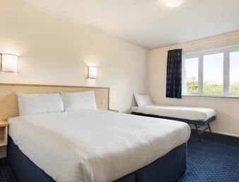 Hotel Days Inn Sutton Scotney North