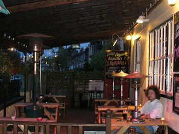 Hostal The Bay Horse