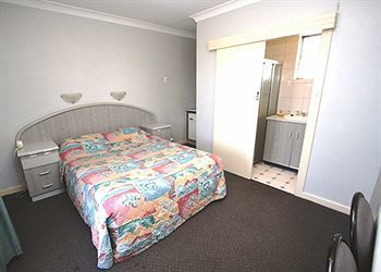 Motel Comfort Inn Scottys