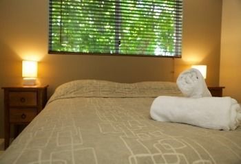 Sanctuary Lake Apartments