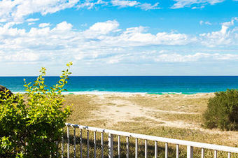 Hotel Sand Castles On Currumbin Beach