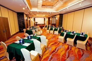 Hotel Millennium (s�lo Hab Dlx)