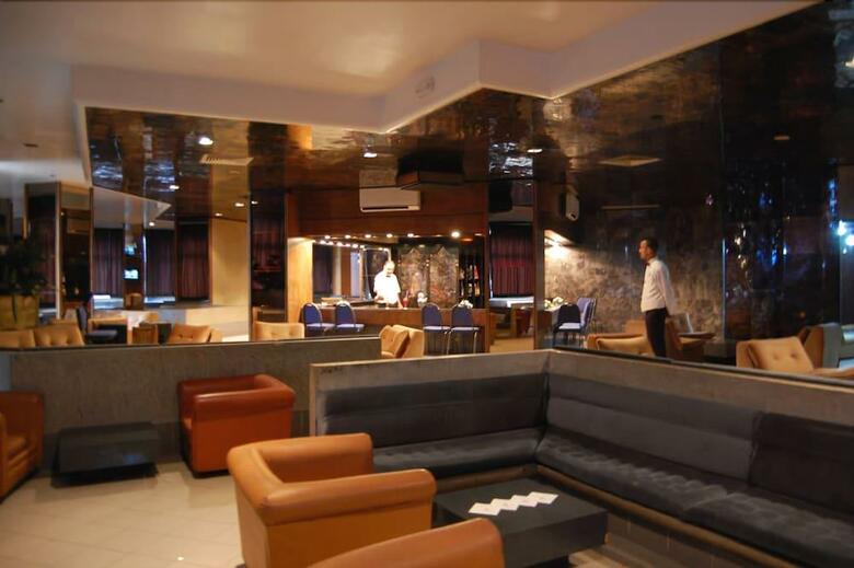 Hotel Diplomat