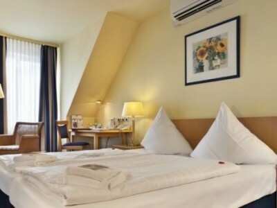 Hotel TRYP By Wyndham Luebeck Aquamarin