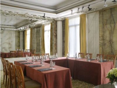 Hotel De Paris