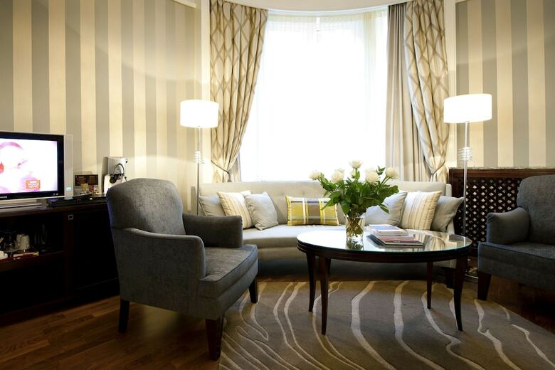 Grand Hotel