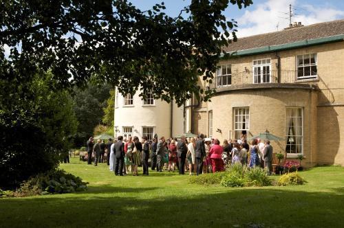 Woodland Manor Hotel