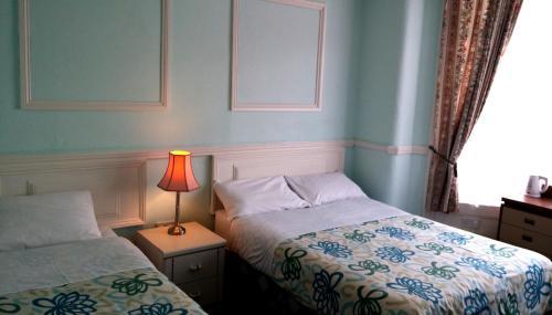 The New Osterley Hotel