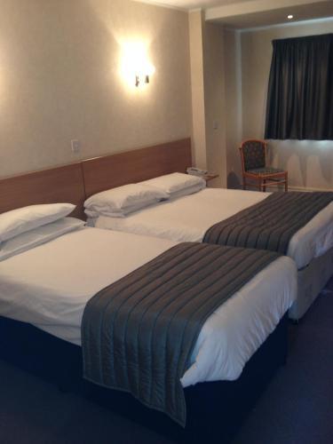 Hotel The Town & Country Lodge