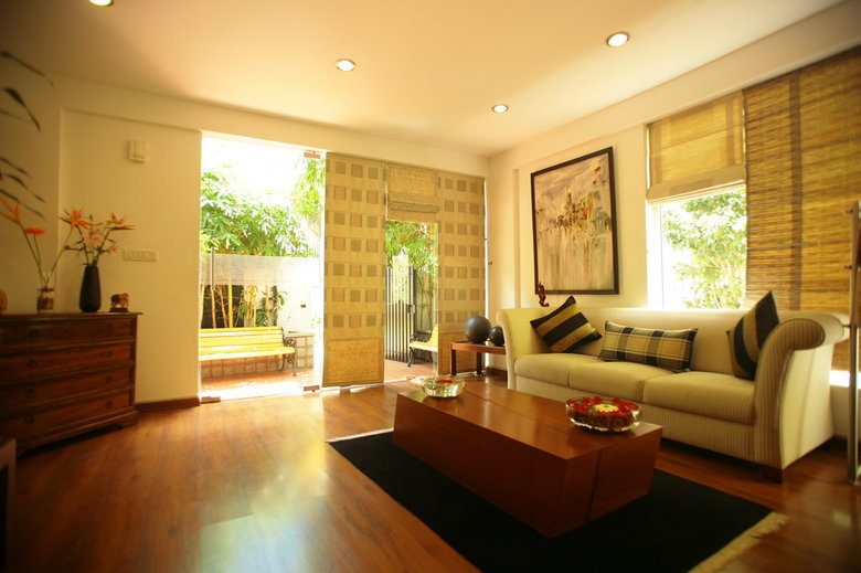 Hotel Justa - The Residence Off Mg Road, Bangalore