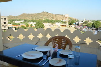 Hotel Amer View
