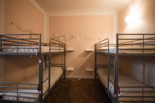 Hostal David Inn