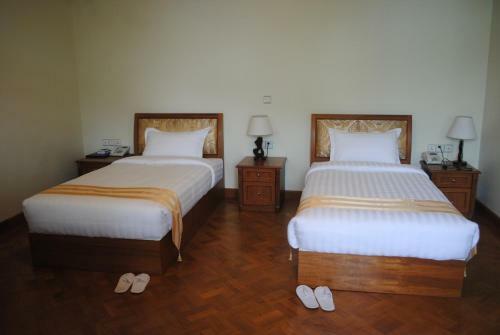 Hotel Myitkyina Palm Spring Resort
