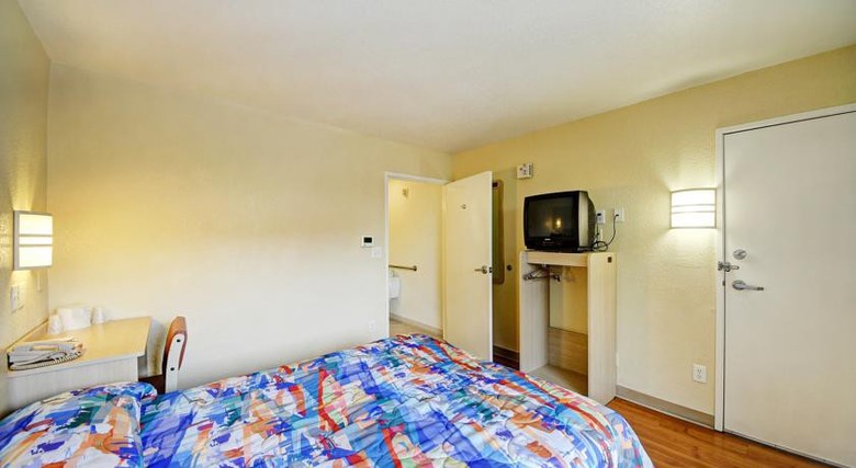Motel 6 - Mcallen