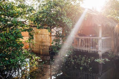 Hostal Man'groove Guesthouse
