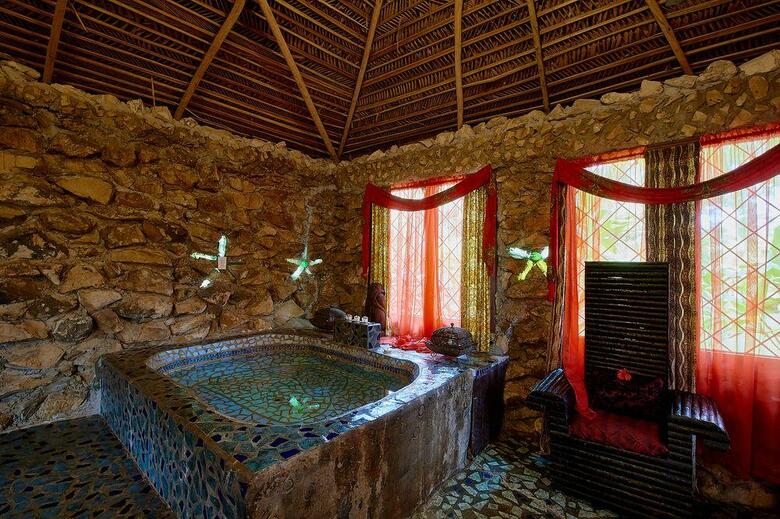 Hotel Maruba Resort & Jungle Spa