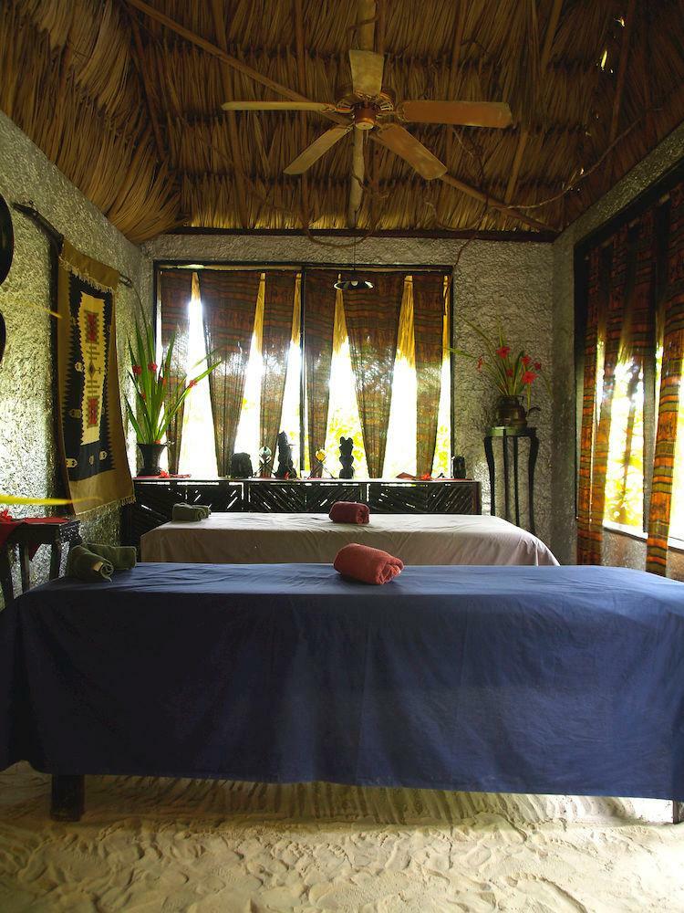 Hotel Maruba Resort & Jungle Spa